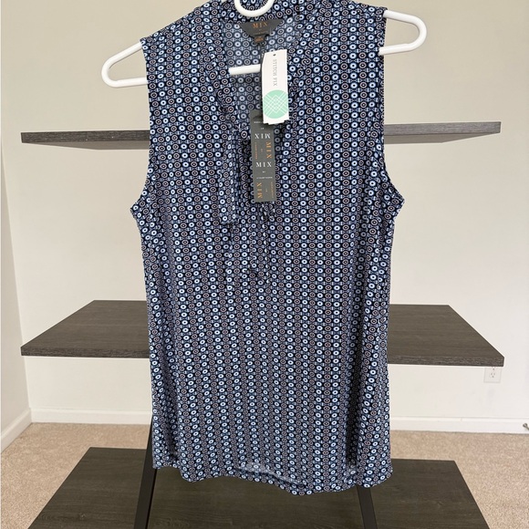 41 Hawthorn Tops - Mix by 41 Hawthorn Palila Tie Detail Sleeveless Knit Top Blue Print Size M NWT